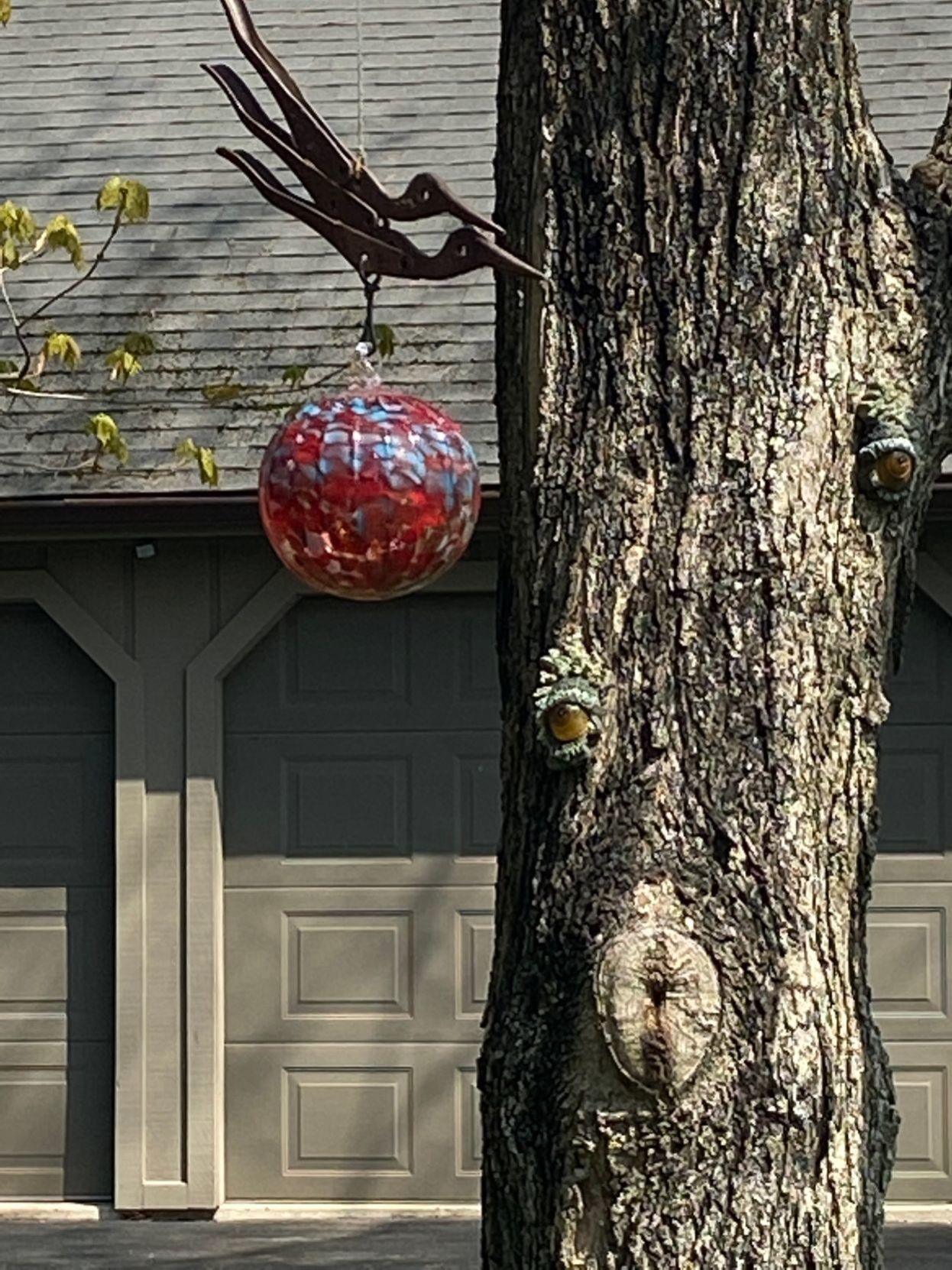 red ball